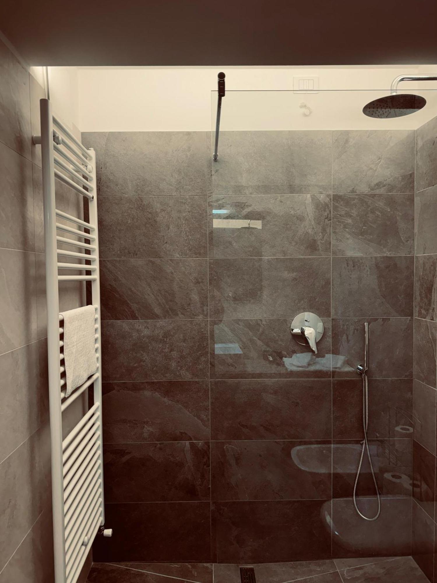פאלוצה Albergo Matiz Da Otto מראה חיצוני תמונה